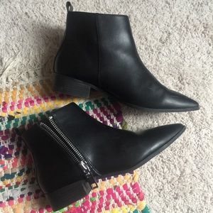 LIKE NEW Black Ankle Boots with Exposed Zipper